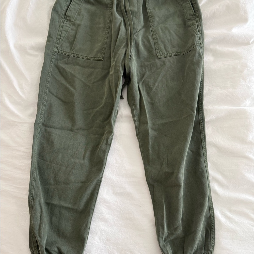 Women’s Green Joggers